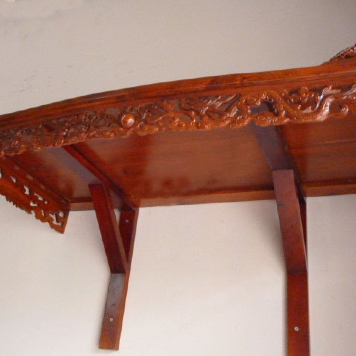 Bàn thờ treo tường chạm rồng dài 107 cm - Bàn thờ treo