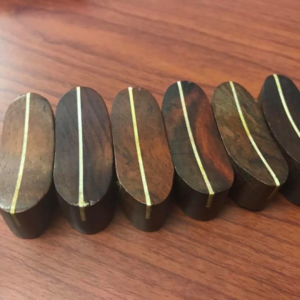 Bộ 10 gác đũa gỗ trắc - góc nhìn 8