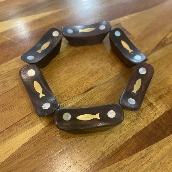 Bộ 10 gác đũa gỗ trắc khảm cá - góc nhìn 2