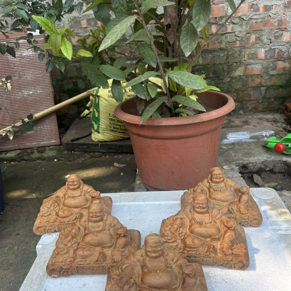 Di lặc đế vạn sự như ý gỗ ngọc am ngang 15cm - góc nhìn 6