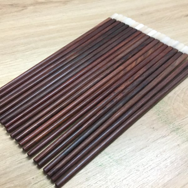 Đũa ăn gỗ trắc đầu cẩn ốc xà cừ - góc nhìn 2