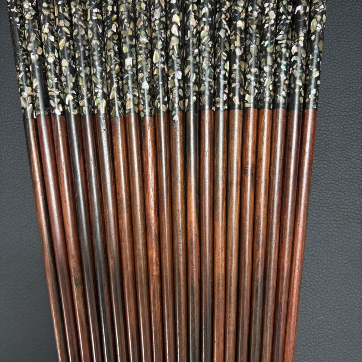 Đũa ăn gỗ trắc đỏ cẩn dài vỏ bào ngư - Đũa ăn