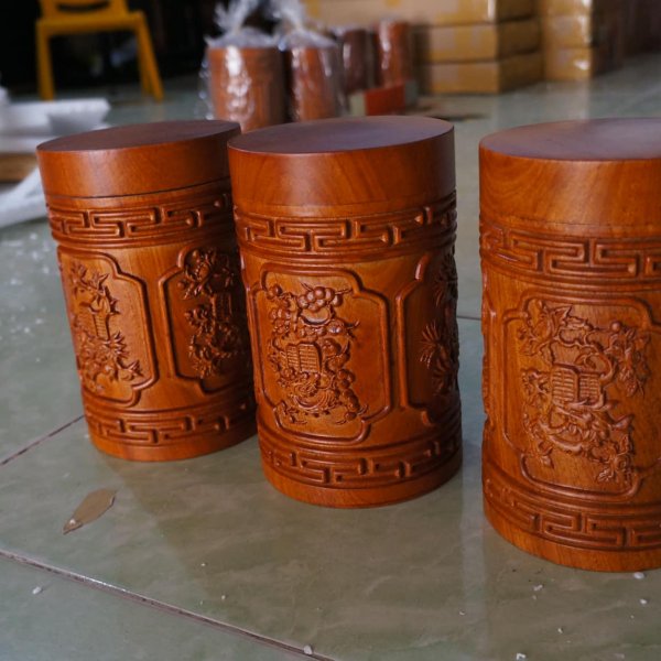 Hộp chè chạm tứ quý gỗ hương đá - góc nhìn 5