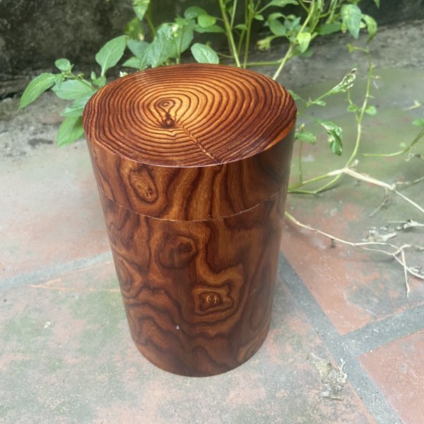 Hộp chè gỗ trắc dây để trơn vân gỗ độc đáo - góc nhìn 7