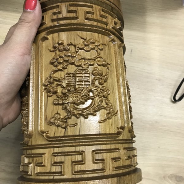 Hộp chè tứ quý gỗ bách xanh - góc nhìn 3