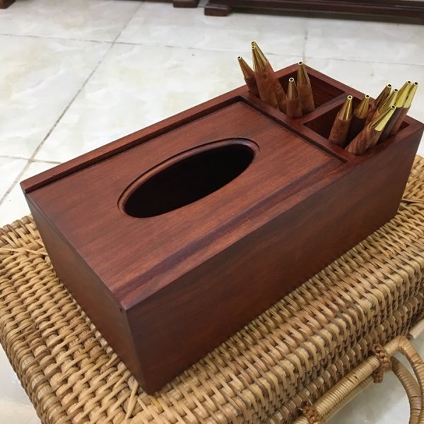 Hộp giấy ăn ba ngăn mặt trơn gỗ hương - góc nhìn 7