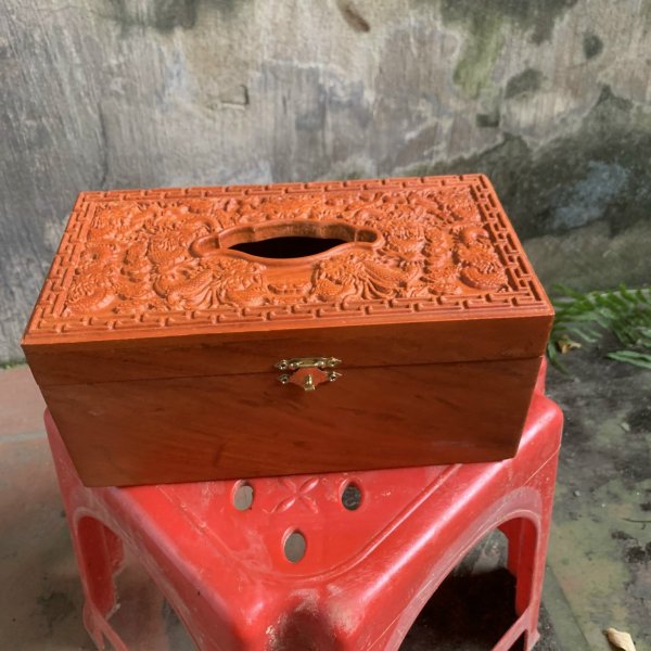 Hộp giấy Cửu long gỗ hương ngang 22 cm - góc nhìn 7