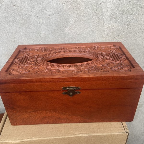 Hộp giấy Như ý cát tường gỗ hương - góc nhìn 4