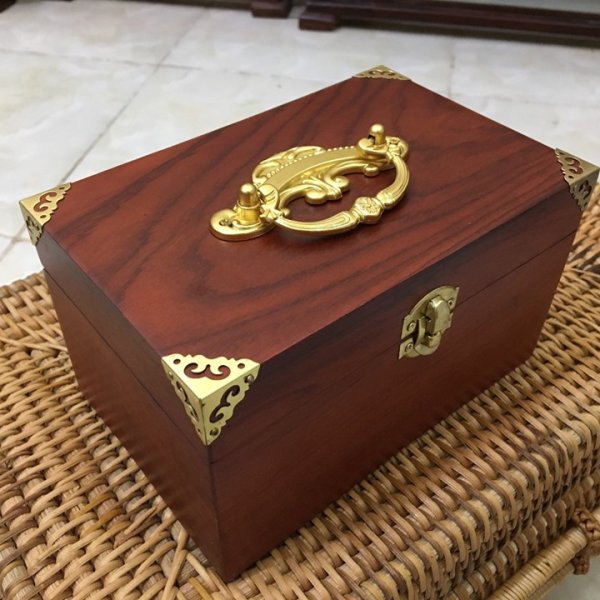 Hộp trang sức quai xách gỗ hương 22 cm - góc nhìn 2