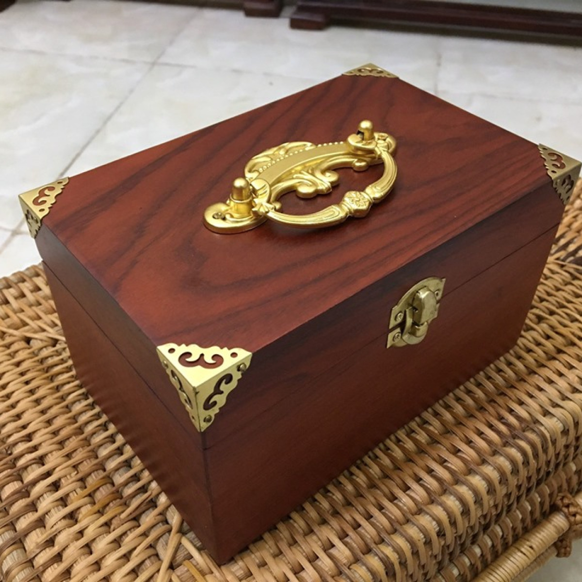 Hộp trang sức quai xách gỗ hương 22 cm - Hộp đựng trang sức