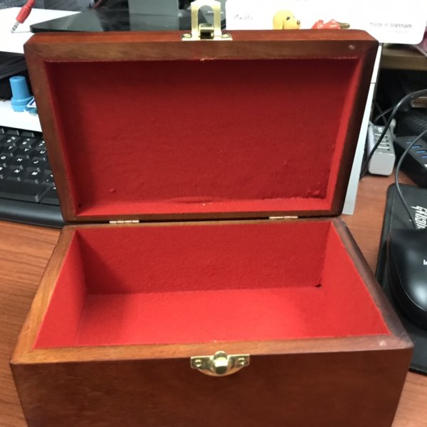 Hộp trang sức quai xách gỗ hương 22 cm - góc nhìn 3