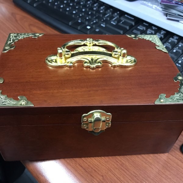 Hộp trang sức quai xách gỗ hương 22 cm - góc nhìn 4