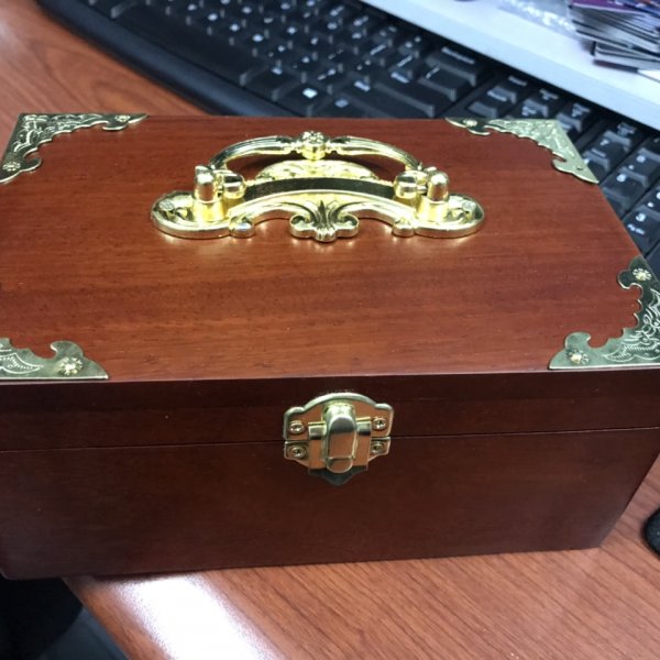 Hộp trang sức quai xách gỗ hương 22 cm - góc nhìn 5