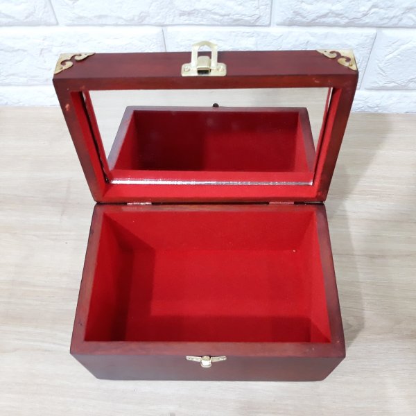 Hộp trang sức quai xách gỗ hương 22 cm - góc nhìn 6