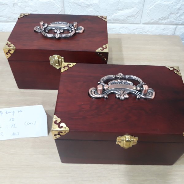 Hộp trang sức quai xách gỗ hương 22 cm - góc nhìn 7