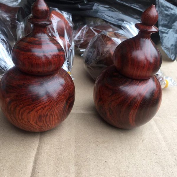 Lọ tăm hồ lô gỗ trắc - góc nhìn 3