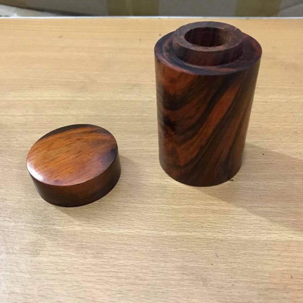 Lọ tăm trắc hình trụ - góc nhìn 4