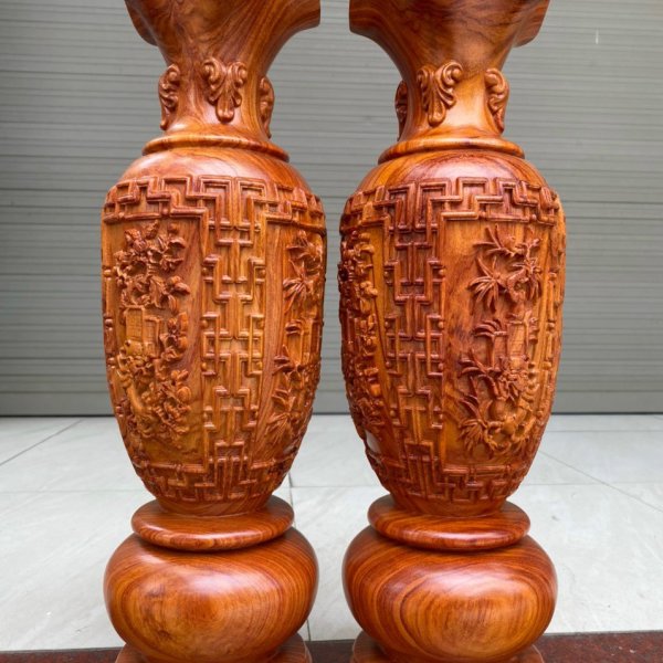 Lục bình tứ quý gỗ hương đá cao 40 cm - góc nhìn 2