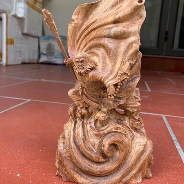 Tượng Đạt Ma bay gỗ ngọc am cao 20cm