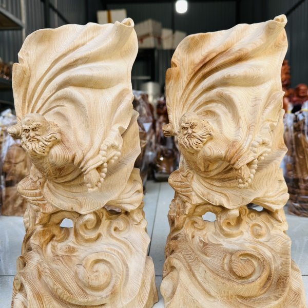 Tượng Đạt Ma bay gỗ ngọc am cao 20cm - góc nhìn 4