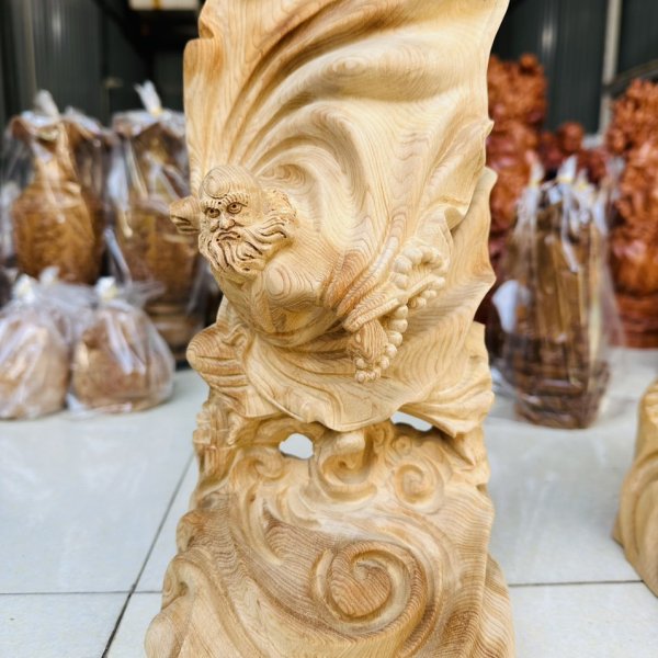 Tượng Đạt Ma bay gỗ ngọc am cao 20cm - góc nhìn 5