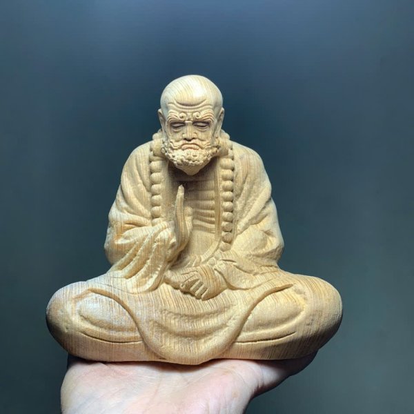 Tượng Đạt Ma ngồi thiền gỗ ngọc am cao 15 cm - góc nhìn 6