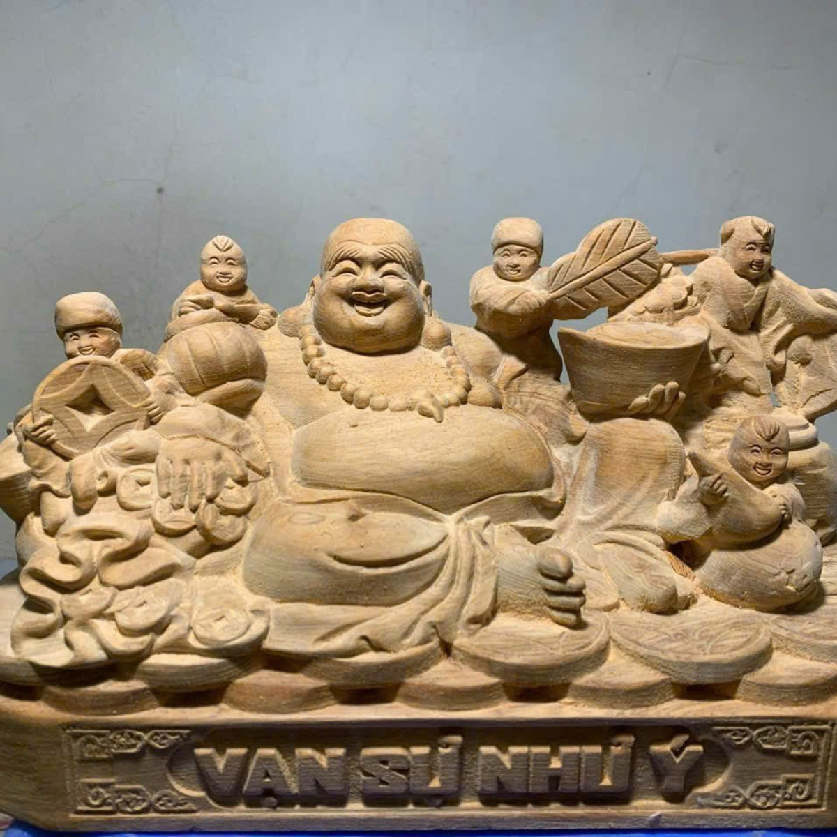 Tượng Di lặc Vạn sự như ý gỗ ngọc am ngang 30cm - Tượng di lặc