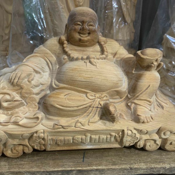 Tượng Di lặc Vạn sự như ý gỗ ngọc am ngang 30cm - góc nhìn 4