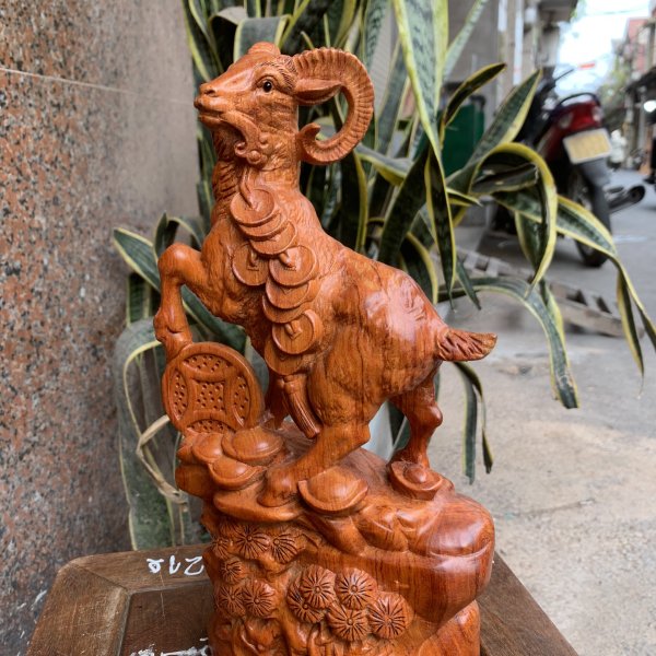 Tượng Nhất dương tài lộc gỗ hương đá cao 30cm - góc nhìn 6